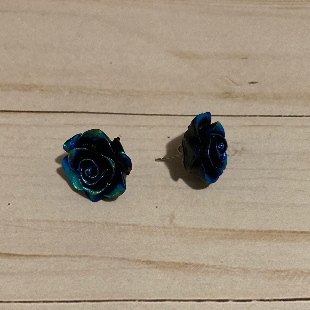 Blue Green Shimmer Rose Stud Earrings